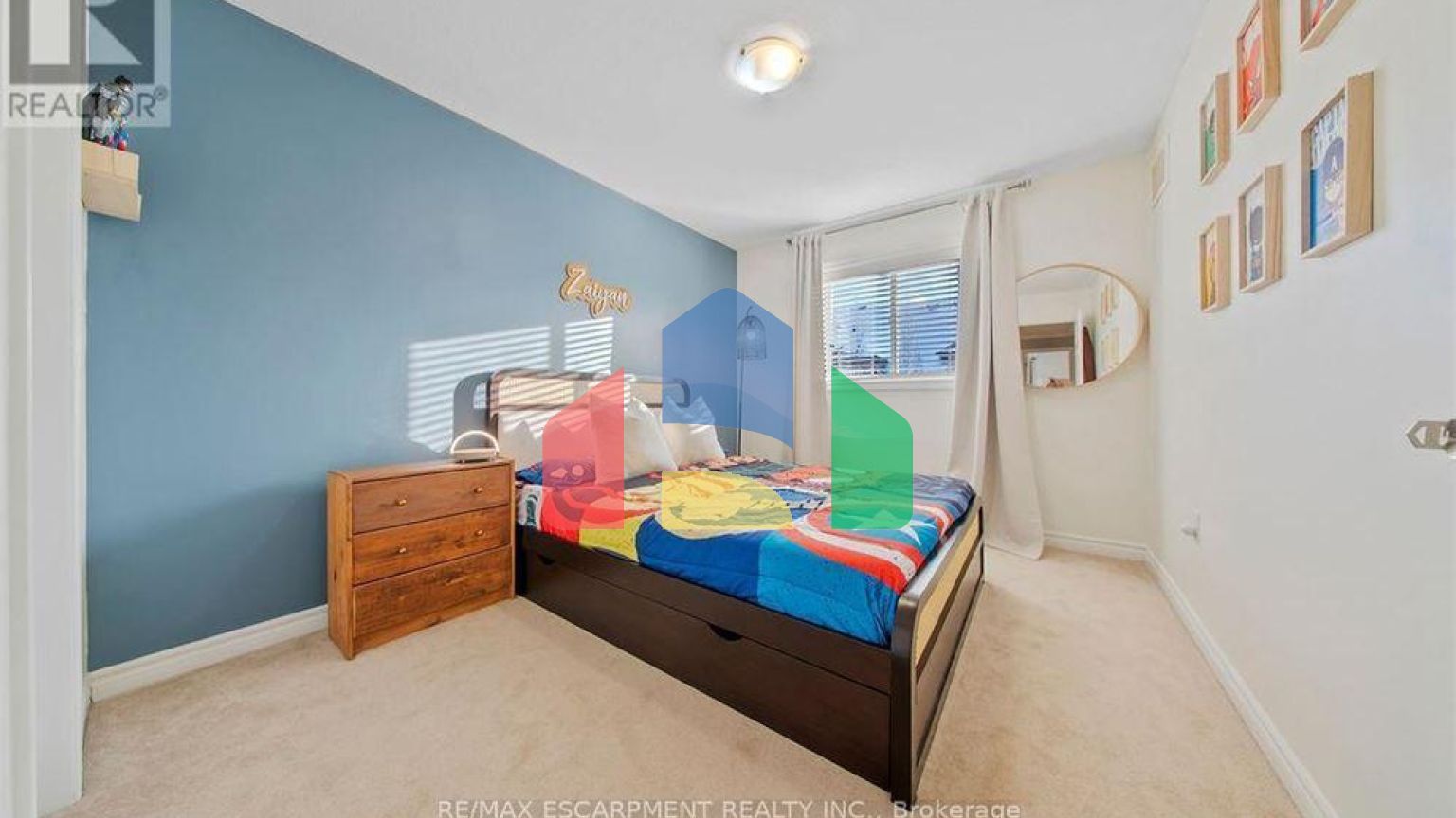 Residential - Townhouse - Hamilton, Canada - Canada