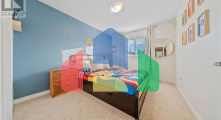 Residential - Townhouse - Hamilton, Canada - Canada