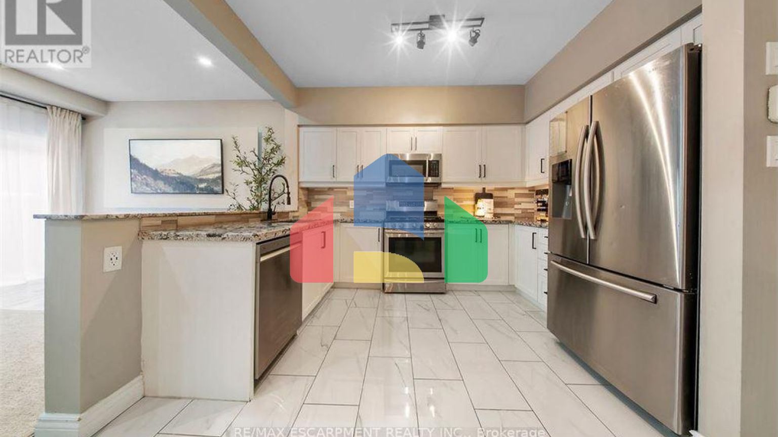 Residential - Townhouse - Hamilton, Canada - Canada