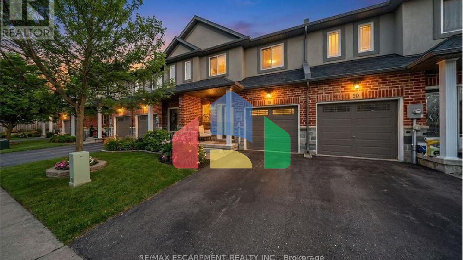 Residential - Townhouse - Hamilton, Canada - Canada