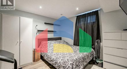 Residential - Single Family Home - Hamilton, Canada - Canada