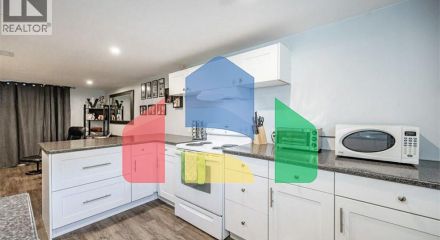 Residential - Single Family Home - Hamilton, Canada - Canada