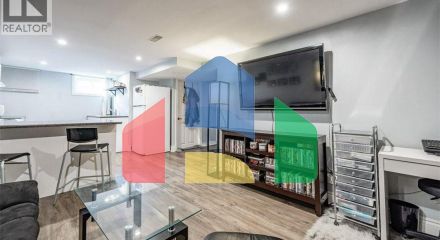 Residential - Single Family Home - Hamilton, Canada - Canada