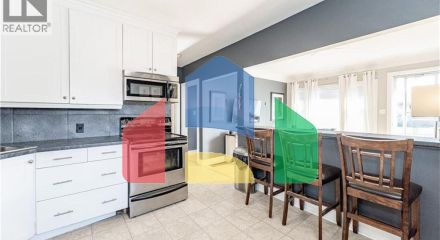 Residential - Single Family Home - Hamilton, Canada - Canada