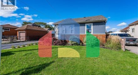 Residential - Single Family Home - Hamilton, Canada - Canada