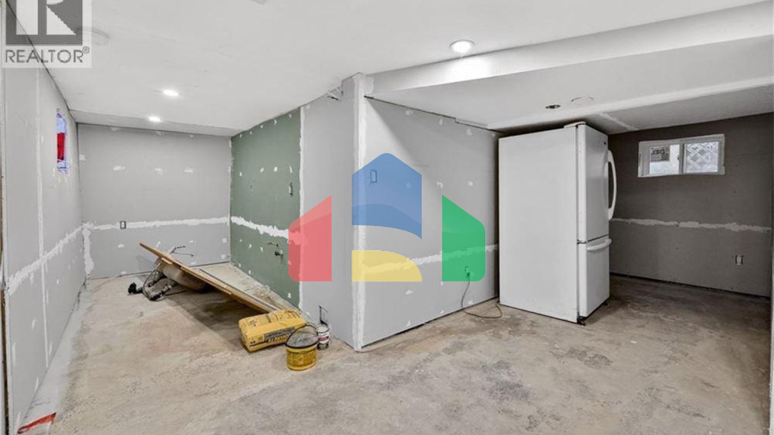 Residential - Single Family Home - Hamilton, Canada - Canada