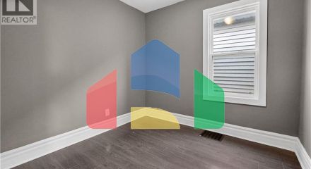 Residential - Single Family Home - Hamilton, Canada - Canada