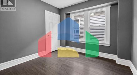 Residential - Single Family Home - Hamilton, Canada - Canada