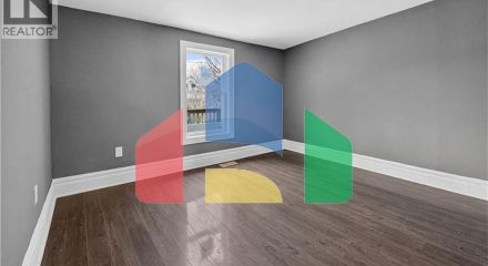 Residential - Single Family Home - Hamilton, Canada - Canada