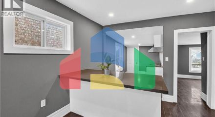 Residential - Single Family Home - Hamilton, Canada - Canada