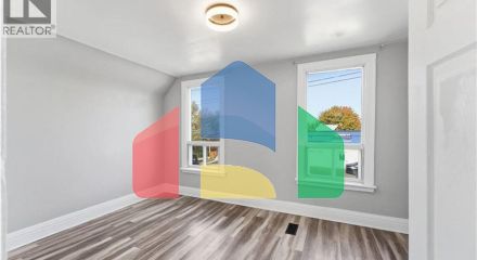 Residential - Single Family Home - Hamilton, Canada - Canada