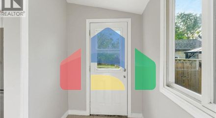 Residential - Single Family Home - Hamilton, Canada - Canada