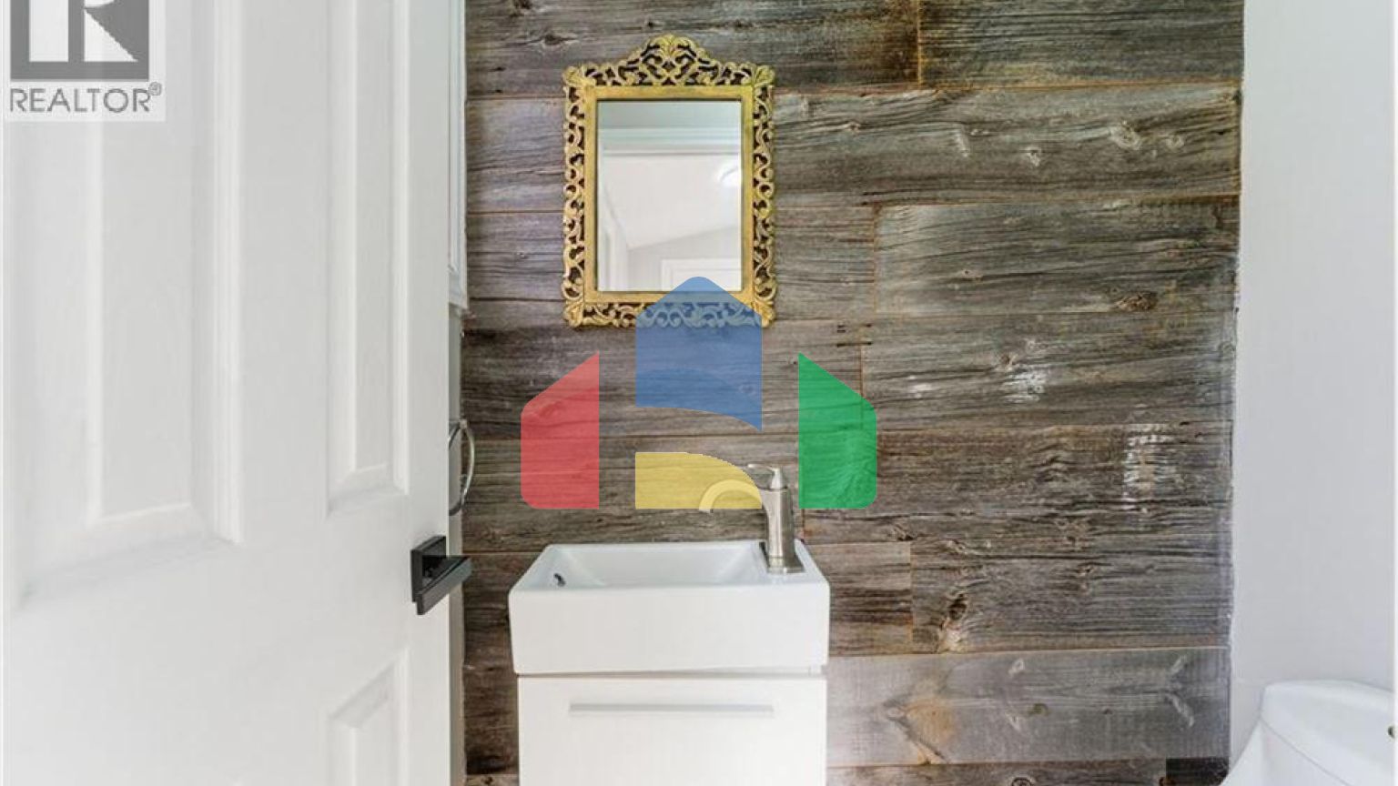 Residential - Single Family Home - Hamilton, Canada - Canada