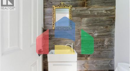 Residential - Single Family Home - Hamilton, Canada - Canada