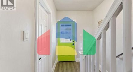 Residential - Single Family Home - Hamilton, Canada - Canada