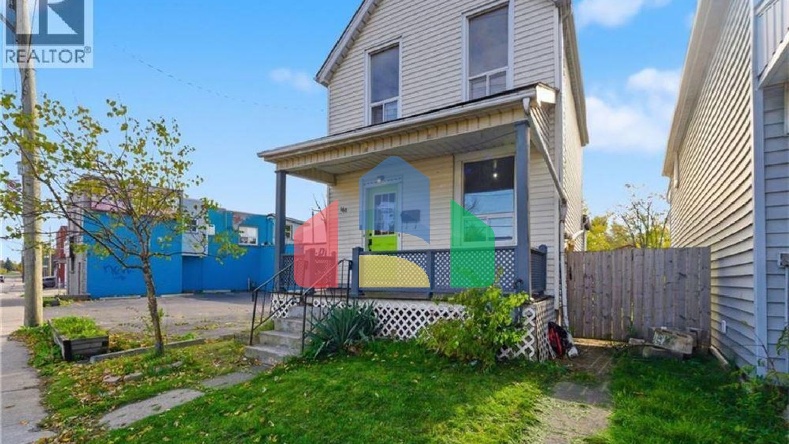 Residential - Single Family Home - Hamilton, Canada - Canada