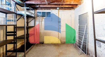 Residential - Single Family Home - Hamilton, Canada - Canada