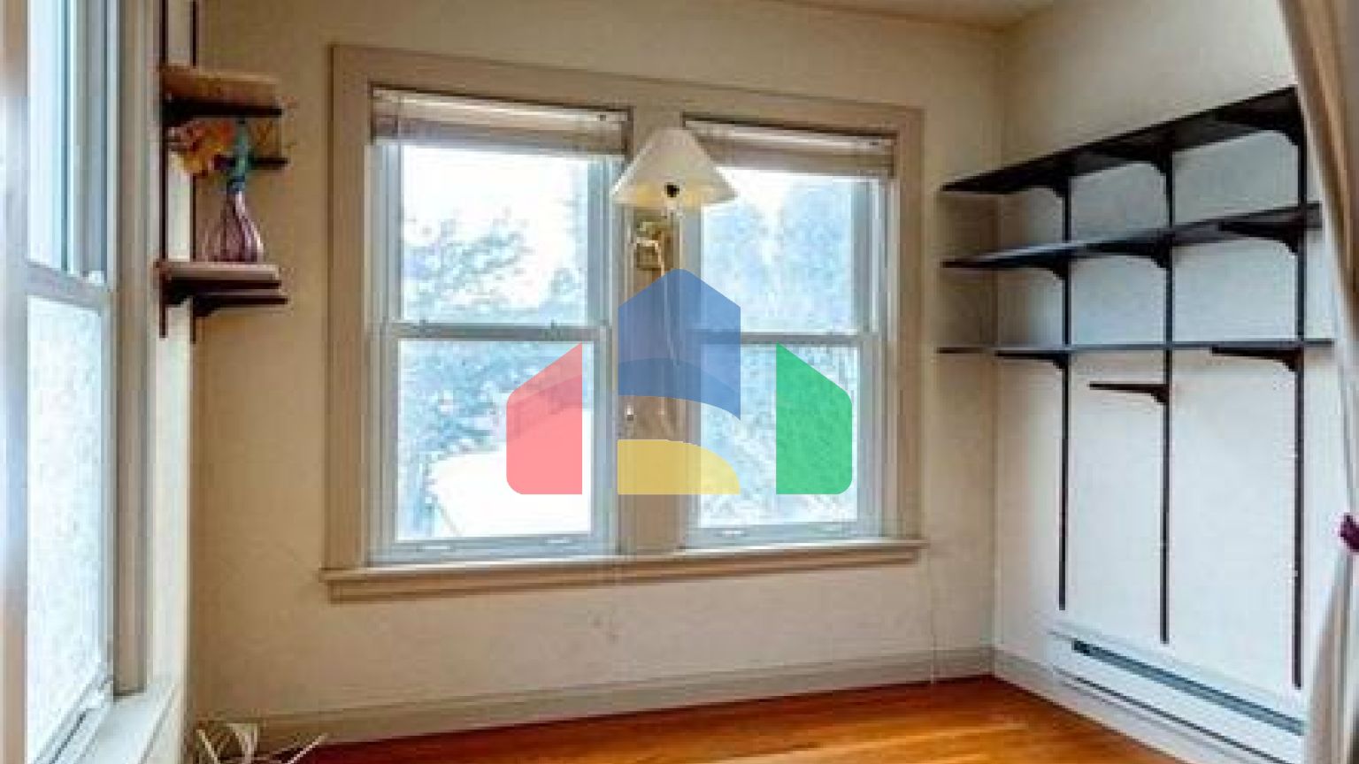 Residential - Single Family Home - Hamilton, Canada - Canada