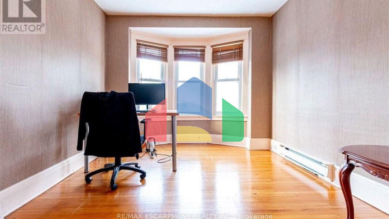 Residential - Single Family Home - Hamilton, Canada - Canada