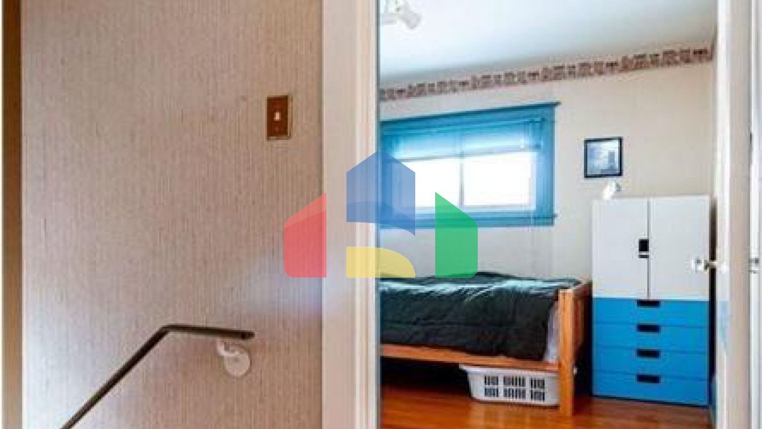 Residential - Single Family Home - Hamilton, Canada - Canada