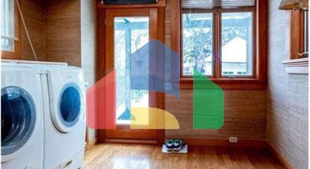 Residential - Single Family Home - Hamilton, Canada - Canada