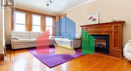 Residential - Single Family Home - Hamilton, Canada - Canada