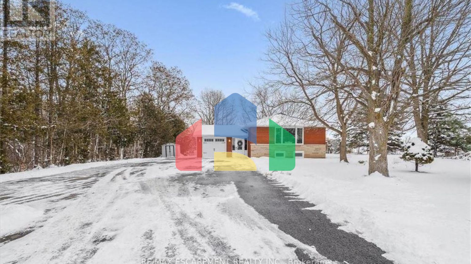 Residential - Single Family Home - Hamilton, Canada - Canada