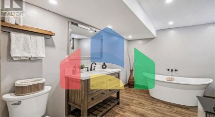 Residential - Single Family Home - Hamilton, Canada - Canada