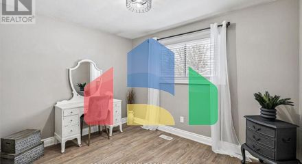 Residential - Single Family Home - Hamilton, Canada - Canada