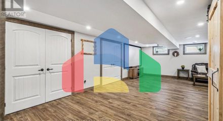 Residential - Single Family Home - Hamilton, Canada - Canada