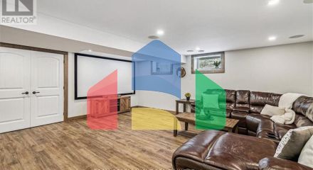 Residential - Single Family Home - Hamilton, Canada - Canada