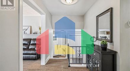 Residential - Single Family Home - Hamilton, Canada - Canada