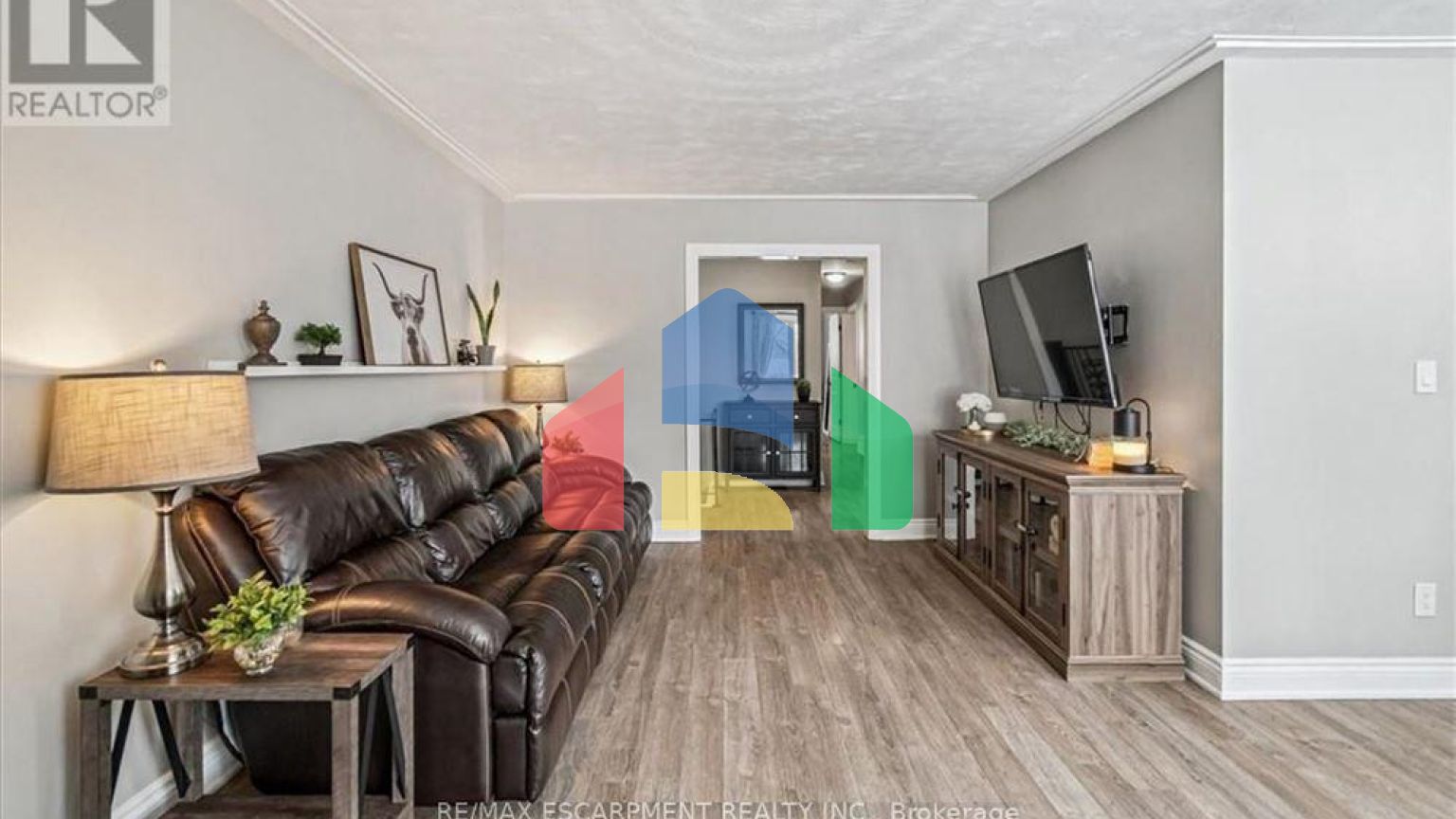 Residential - Single Family Home - Hamilton, Canada - Canada