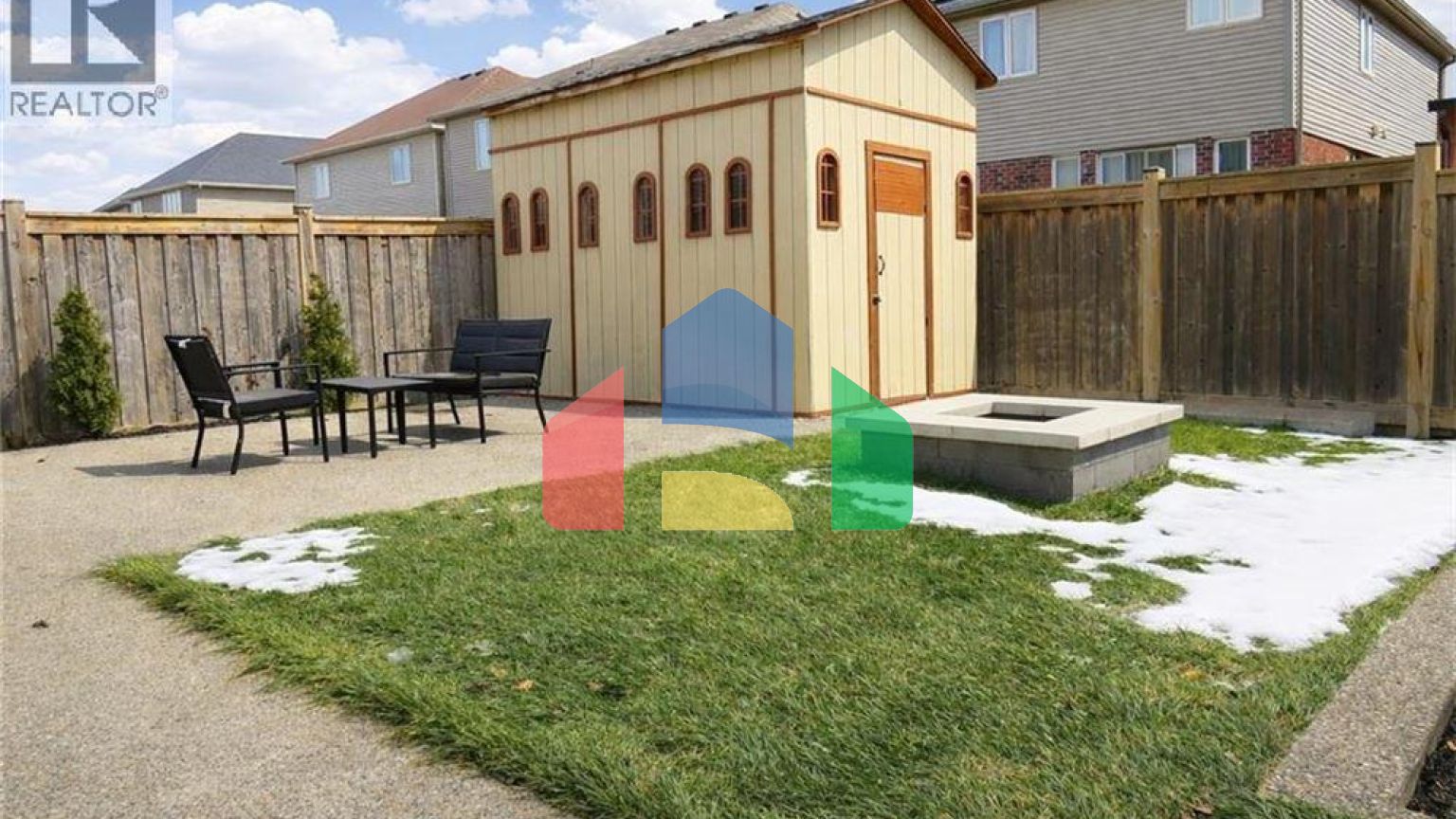 Residential - Single Family Home - Hamilton, Canada - Canada