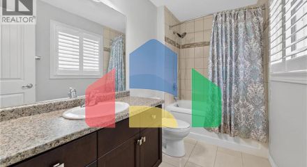 Residential - Single Family Home - Hamilton, Canada - Canada