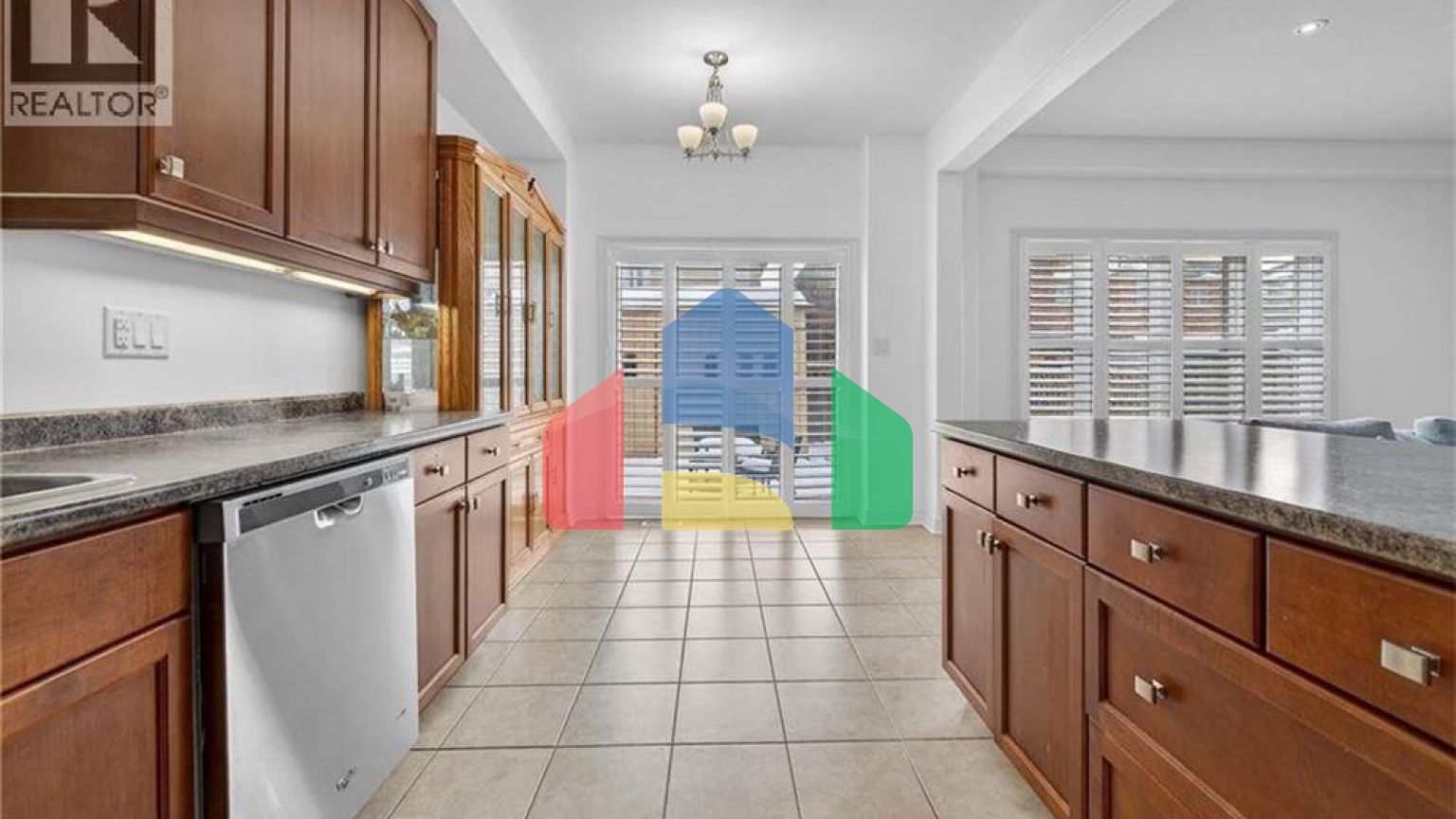 Residential - Single Family Home - Hamilton, Canada - Canada