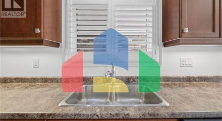 Residential - Single Family Home - Hamilton, Canada - Canada