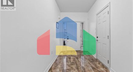 Residential - Single Family Home - Hamilton, Canada - Canada