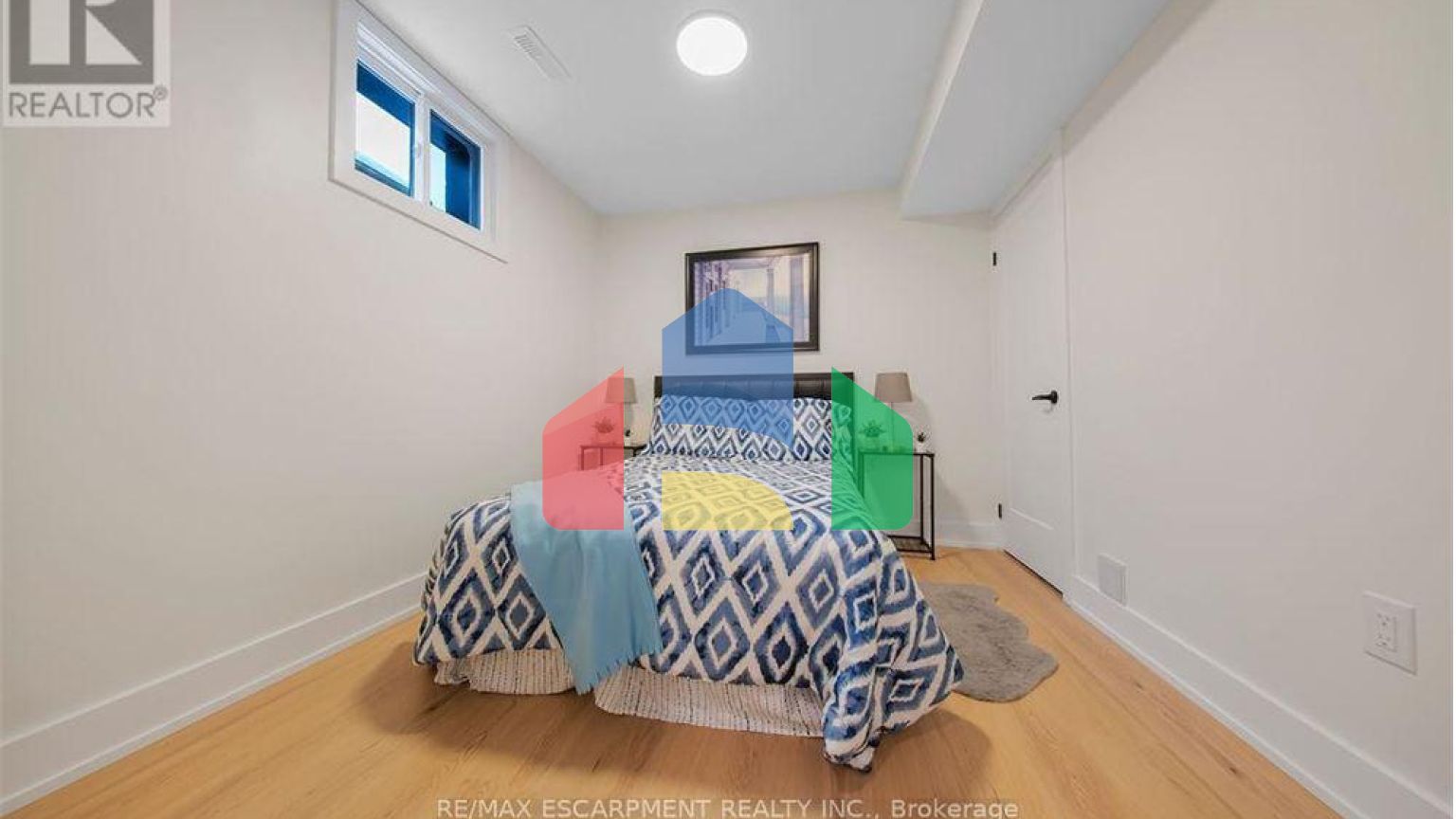 Residential - Single Family Home - Hamilton, Canada - Canada