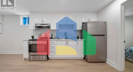 Residential - Single Family Home - Hamilton, Canada - Canada