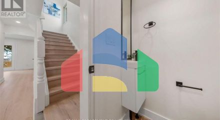 Residential - Single Family Home - Hamilton, Canada - Canada