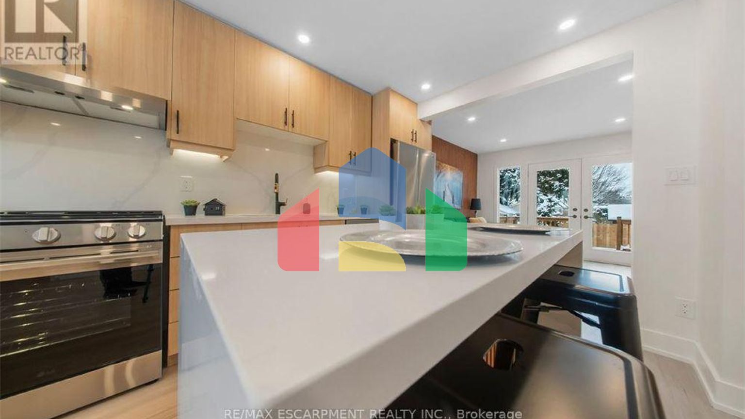 Residential - Single Family Home - Hamilton, Canada - Canada