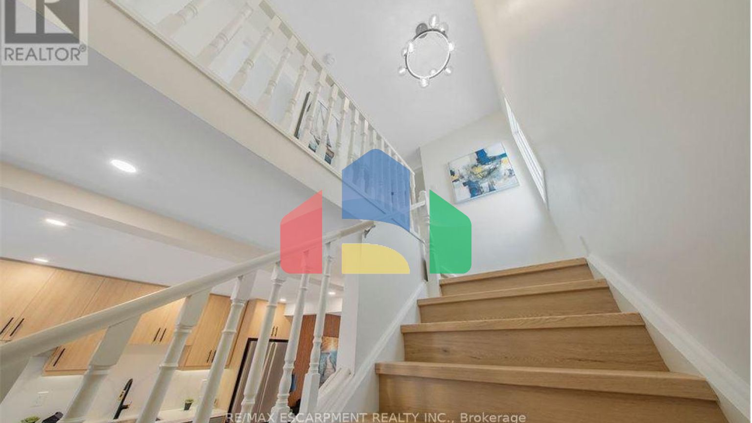 Residential - Single Family Home - Hamilton, Canada - Canada