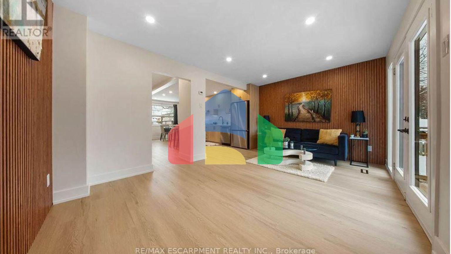 Residential - Single Family Home - Hamilton, Canada - Canada