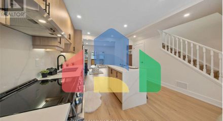 Residential - Single Family Home - Hamilton, Canada - Canada