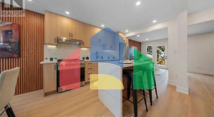 Residential - Single Family Home - Hamilton, Canada - Canada