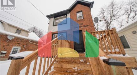 Residential - Single Family Home - Hamilton, Canada - Canada