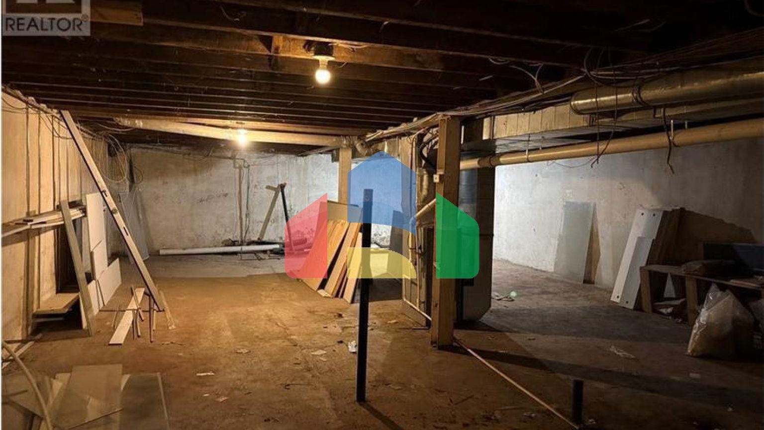 Commercial - Commercial/Retail - Hamilton, Canada - Canada