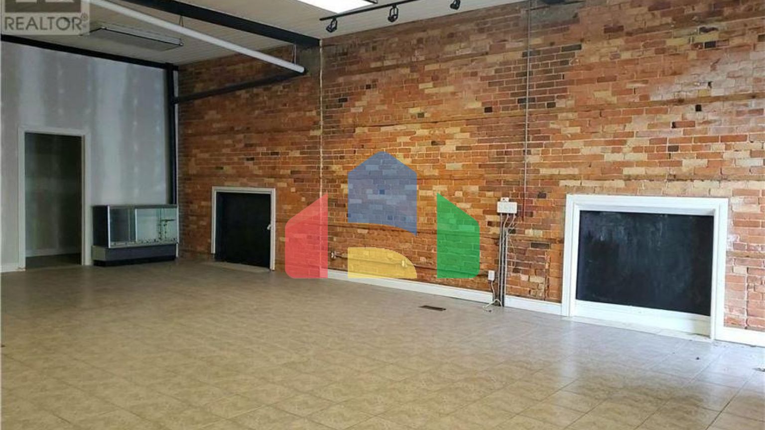 Commercial - Commercial/Retail - Hamilton, Canada - Canada