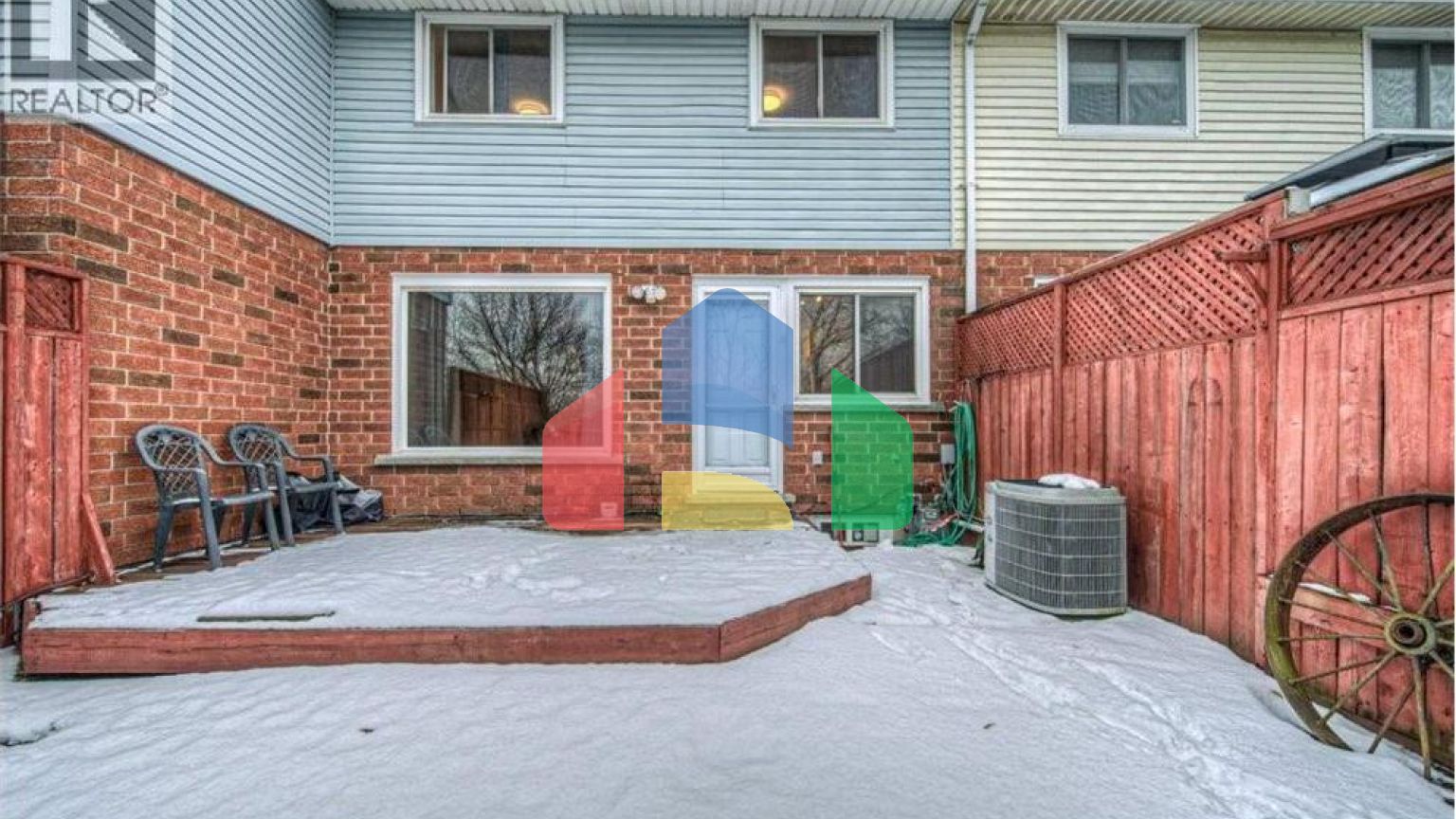 Residential - Single Family Home - Hamilton, Canada - Canada